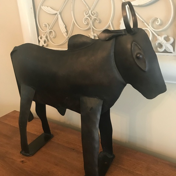 Modern Farmhouse Decor Iron/Aluminum Welded Bull - Picture 1 of 5